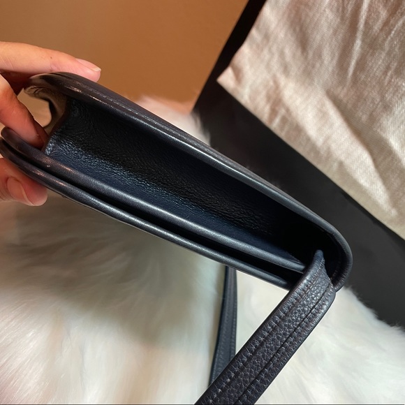 Auth Hermes carryall crossbody flap bag - Picture 15 of 17